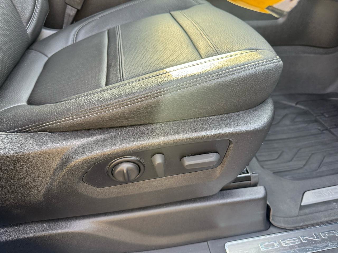 Used 2022 GMC Sierra 2500 Denali AWD/4WD image 26
