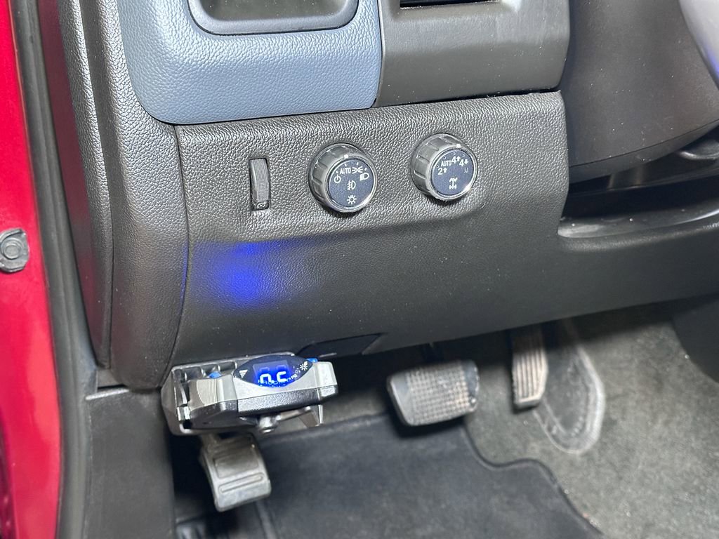 Used 2018 Chevrolet Colorado Z71 image 25