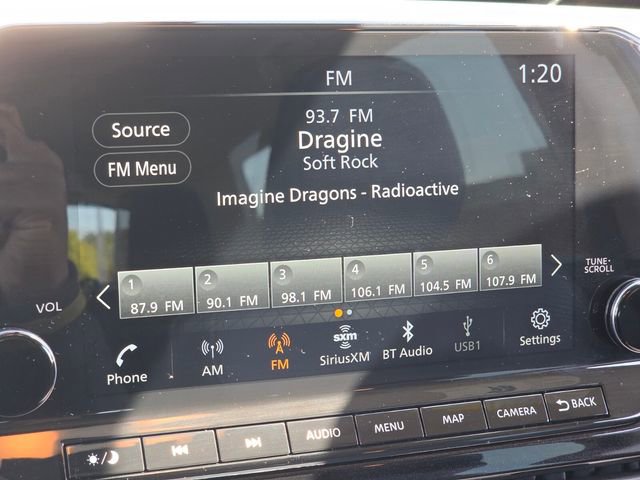 Used 2025 Nissan Pathfinder SL w/ SL Premium Package image 21