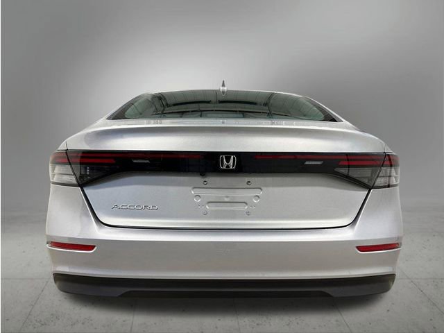 Certified 2025 Honda Accord LX image 5