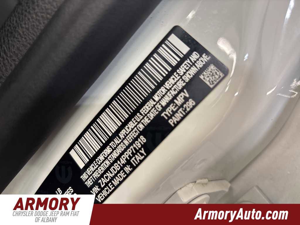 Used 2023 Jeep Renegade Latitude image 40