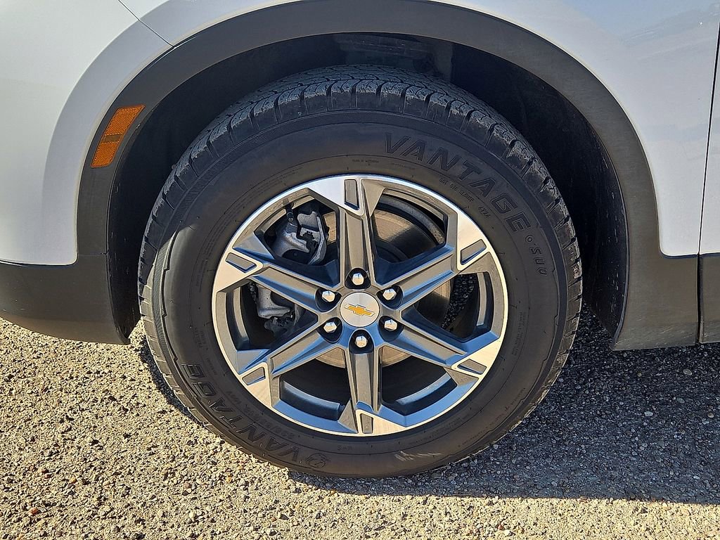 Used 2024 Chevrolet Blazer LT image 11