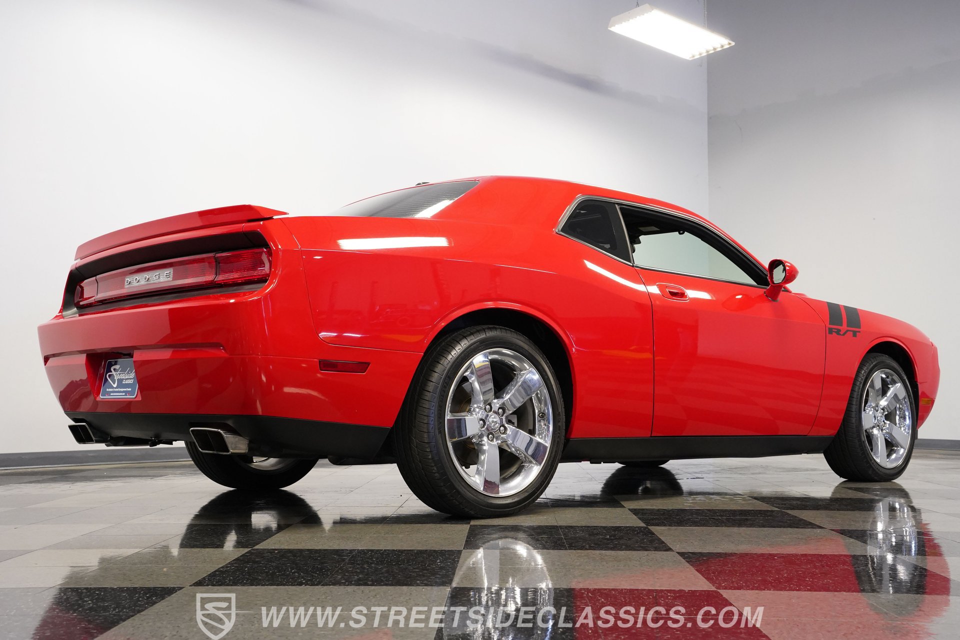 Used 2009 Dodge Challenger R/T RWD image 28
