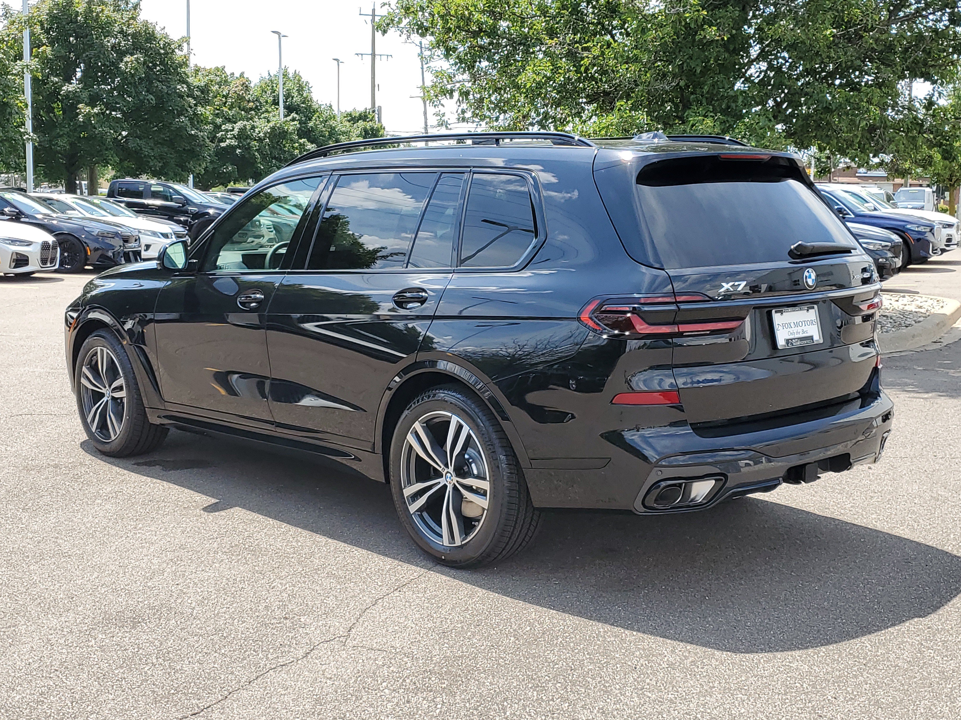New 2027 BMW X7 xDrive40i w/ Executive Package AWD/4WD image 4