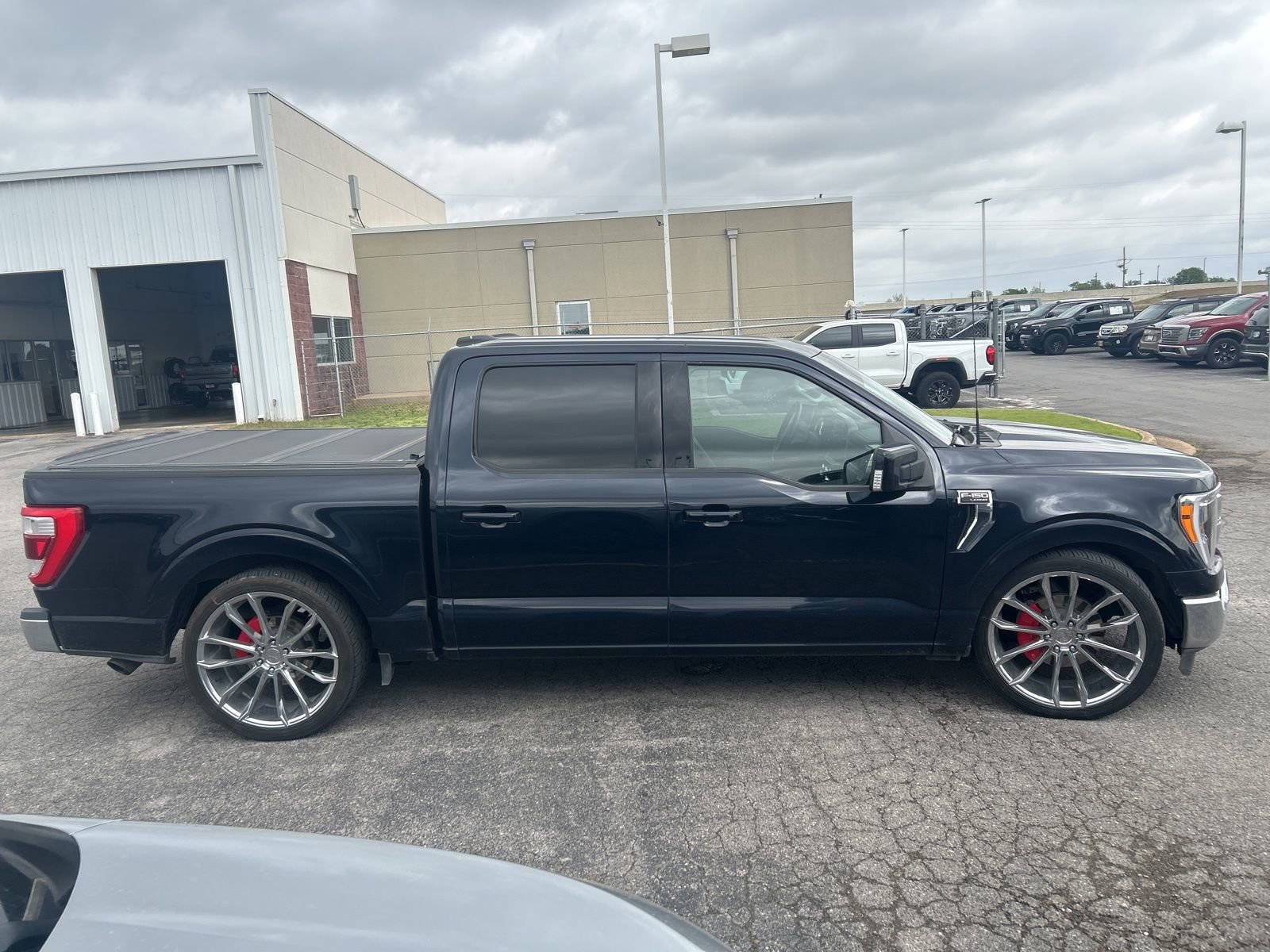 Used 2022 Ford F150 Lariat image 4