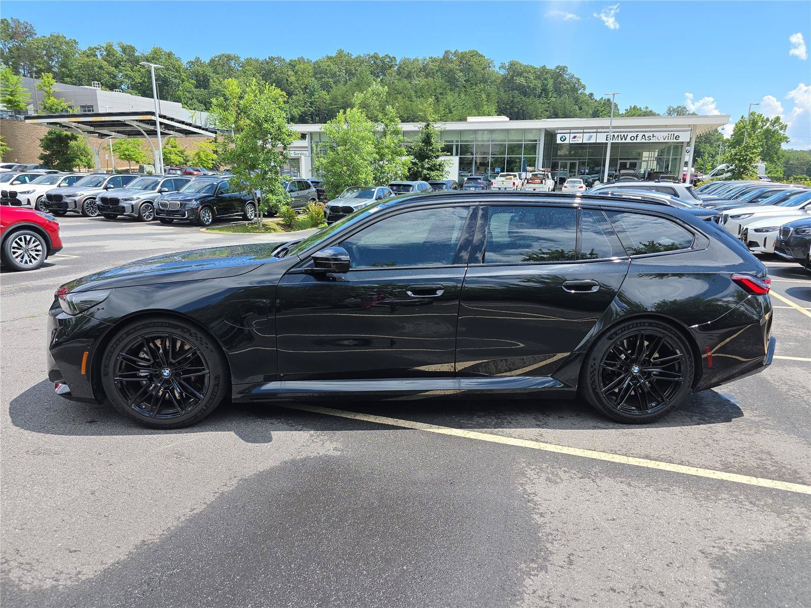 Used 2026 BMW M5 Touring w/ M Driver's Package AWD/4WD image 6