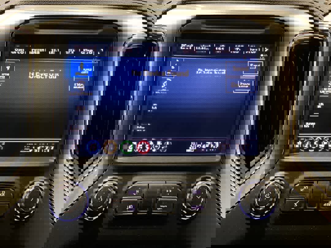 Used 2021 Chevrolet Silverado 1500 LT w/ Z71 Off-Road Package image 19