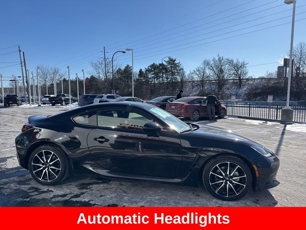 Certified 2022 Toyota GR86 image 8
