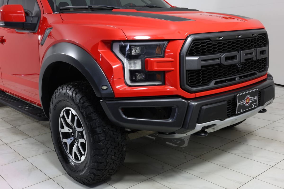 Used 2020 Ford F150 Raptor w/ Equipment Group 802A Luxury AWD/4WD image 38
