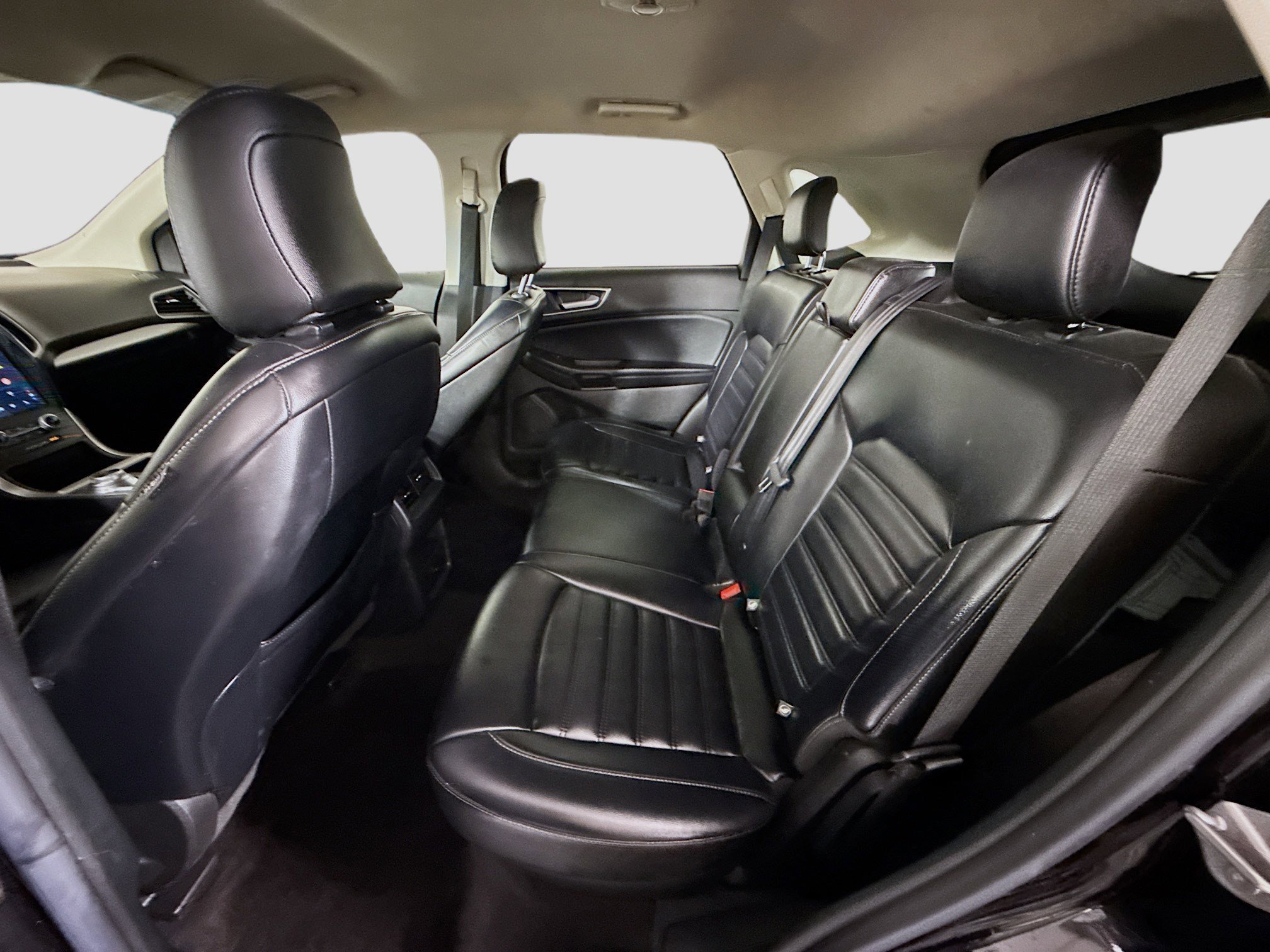 Used 2023 Ford Edge SEL image 25