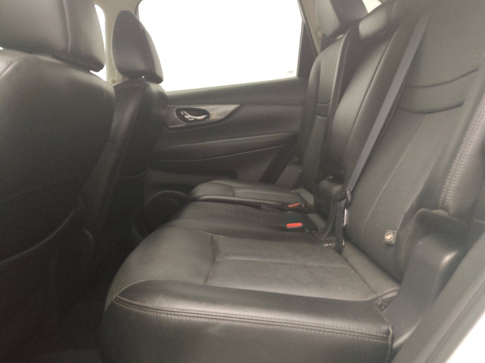 Used 2016 Nissan Rogue SL w/ SL Premium Package AWD/4WD image 18
