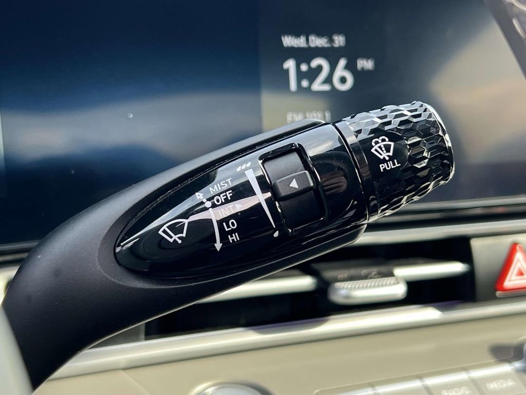 Used 2024 Hyundai Elantra SEL w/ Convenience Package image 26