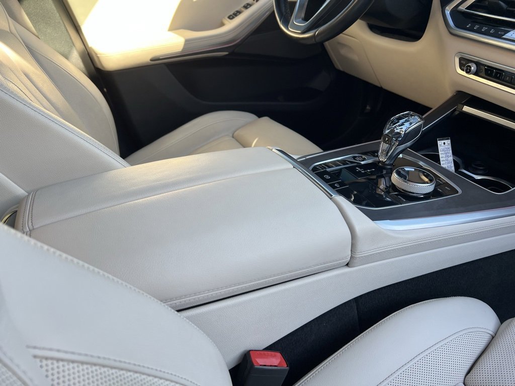 Used 2020 BMW X5 xDrive40i w/ Executive Package image 47