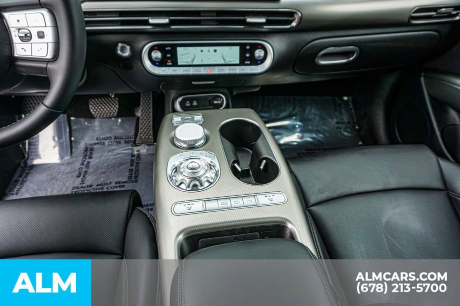 Used 2025 Genesis GV60 RWD image 42