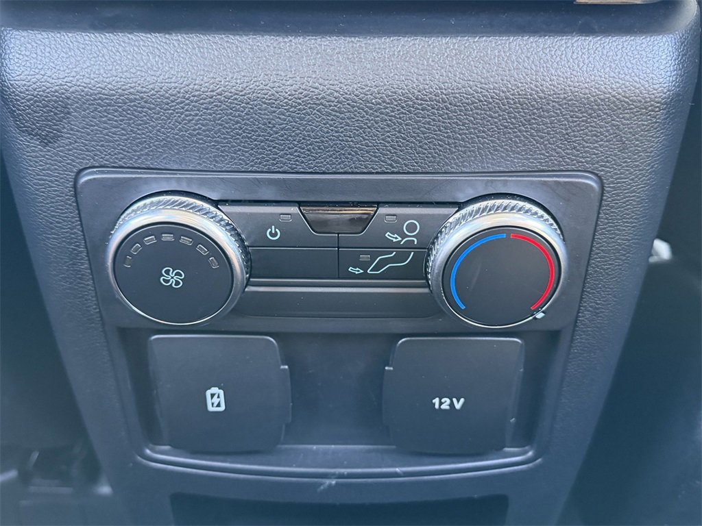 Used 2021 Ford Explorer XLT w/ Equipment Group 202A image 23