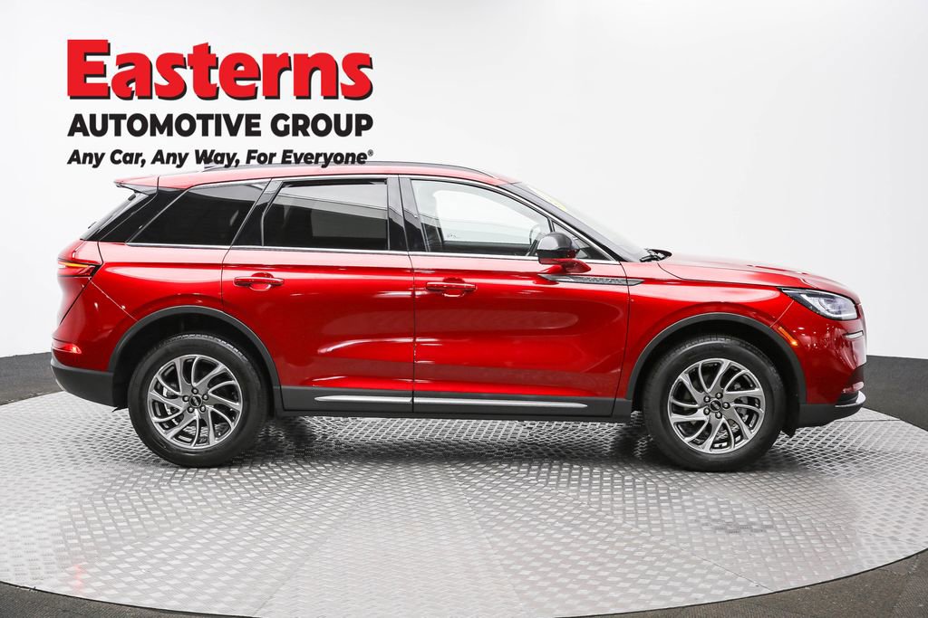 Used 2022 Lincoln Corsair FWD w/ Equipment Group 101A image 4