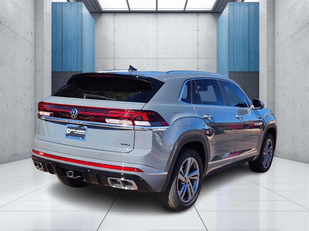 Used 2024 Volkswagen Atlas Cross Sport SEL R-Line image 28