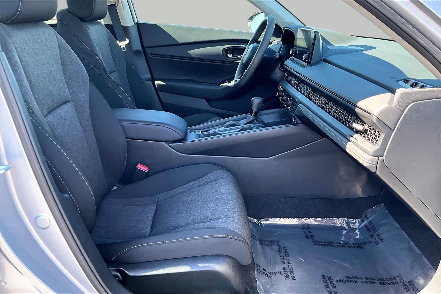 Used 2023 Honda Accord EX image 8