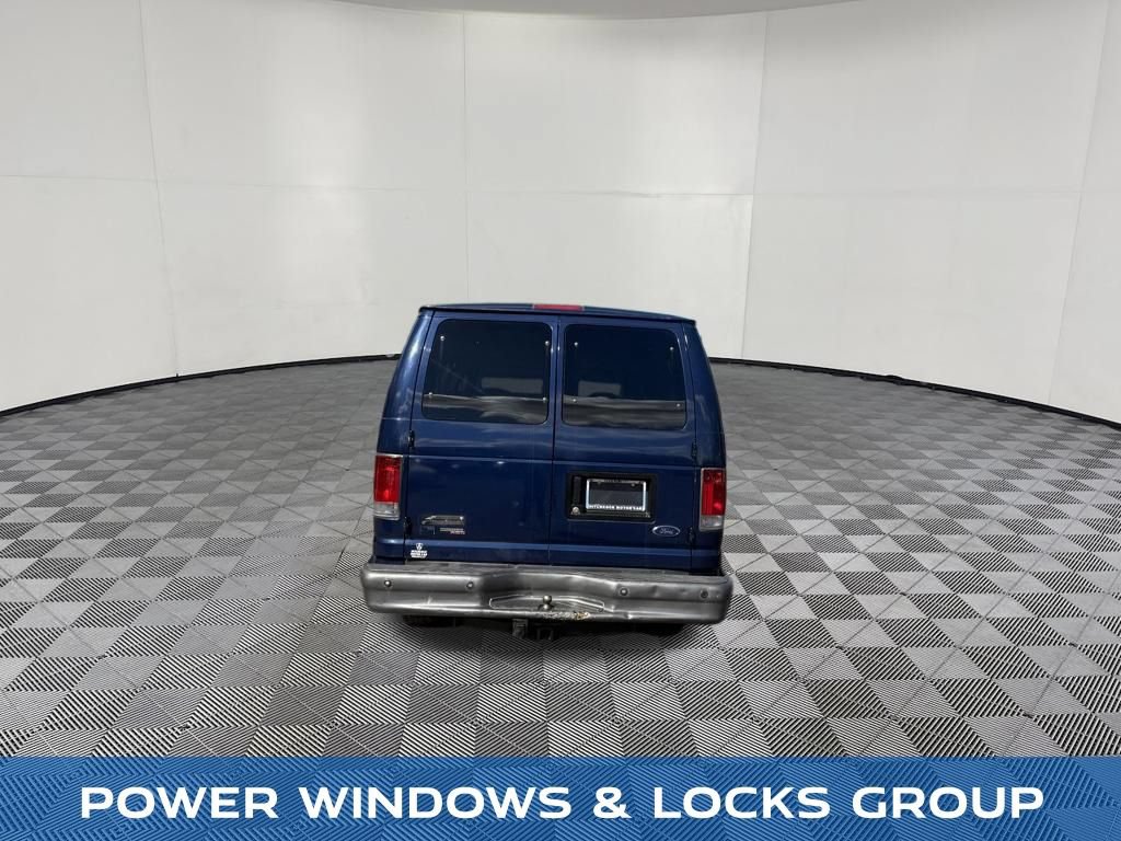 Used 2007 Ford E-350 and Econoline 350 Extended Wagon Super Duty RWD image 6