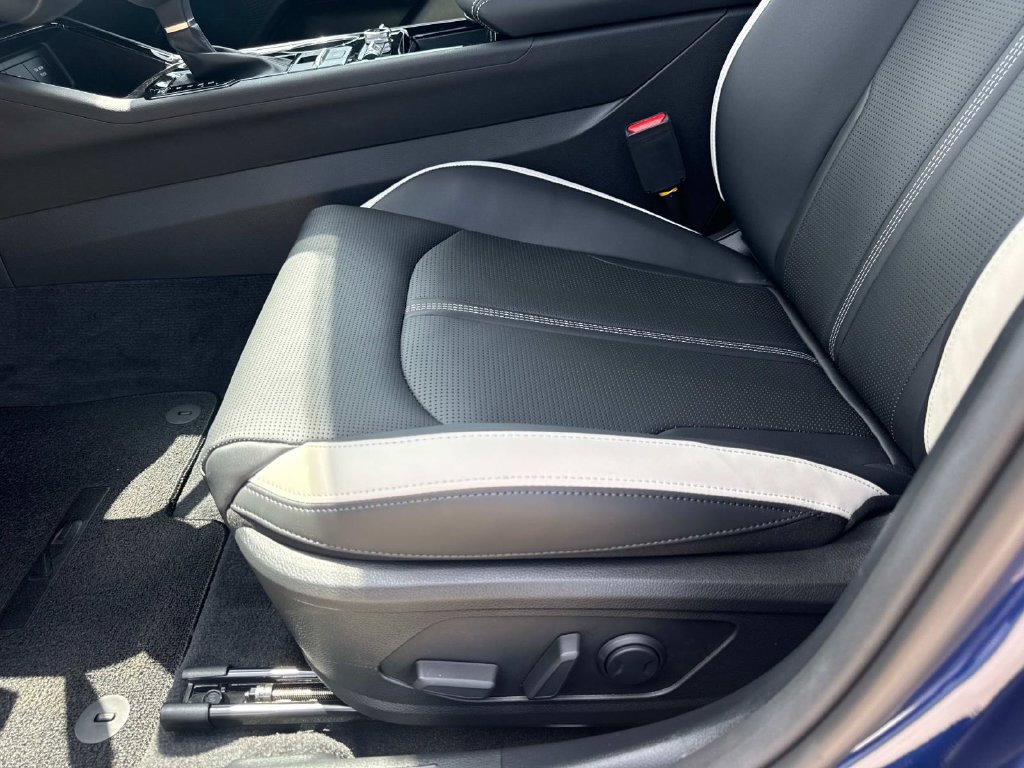 New 2026 Kia K5 GT-Line w/ GT-Line Premium Package FWD image 17