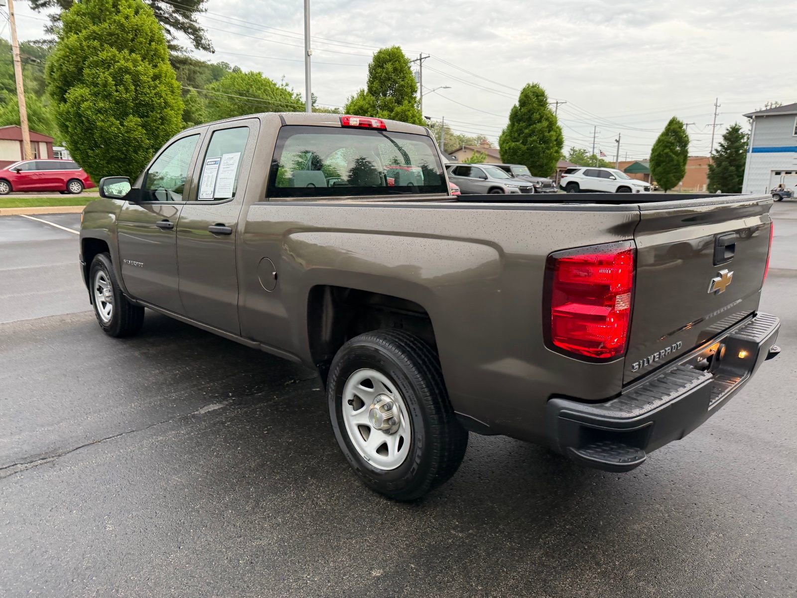 Used 2015 Chevrolet Silverado 1500 W/T RWD image 3