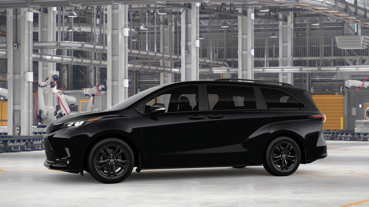 New 2026 Toyota Sienna XSE AWD/4WD image 3