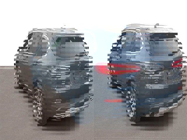 Used 2019 BMW X5 xDrive40i w/ Premium Package 2 image 3