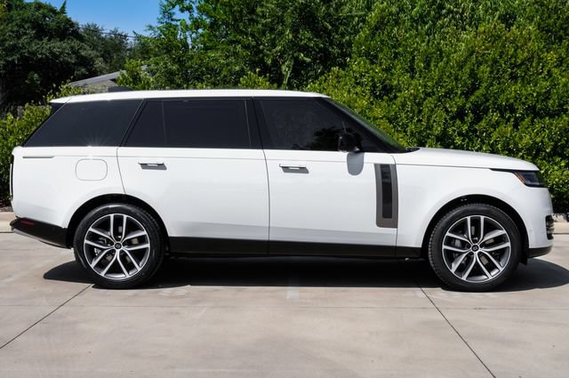 New 2027 Land Rover Range Rover Long Wheelbase SE AWD/4WD image 10