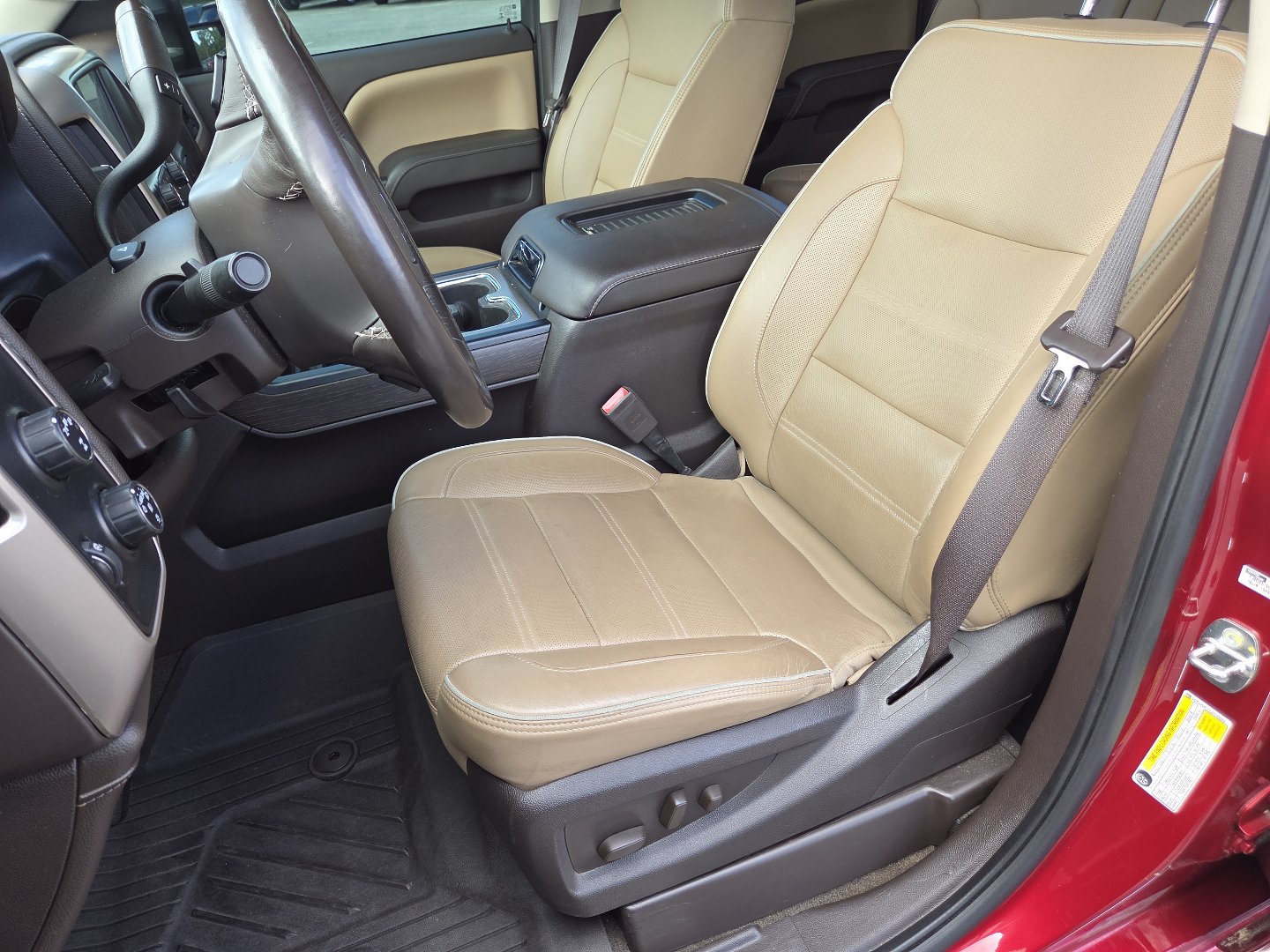 Used 2018 GMC Sierra 2500 Denali w/ Duramax Plus Package AWD/4WD image 26