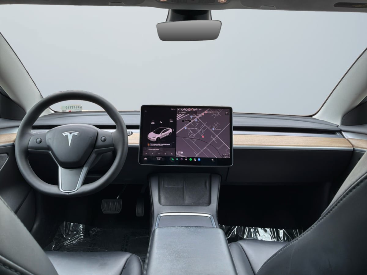 Used 2022 Tesla Model 3 Standard Range RWD image 10