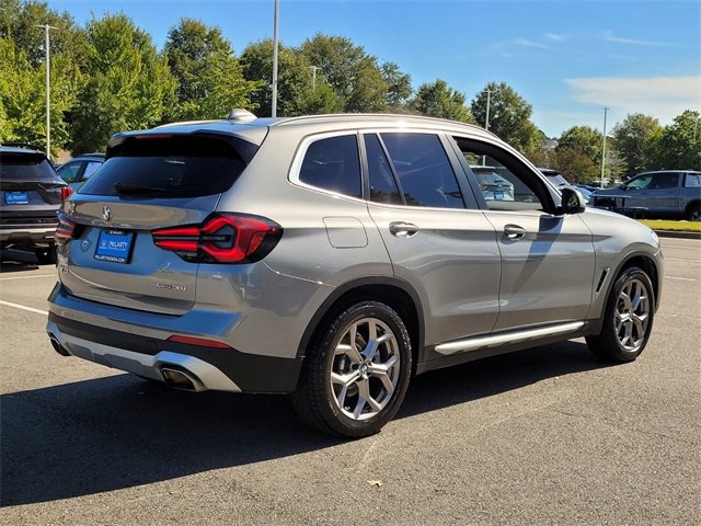 Used 2024 BMW X3 sDrive30i image 3
