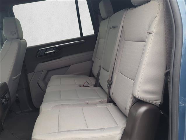 Used 2025 Chevrolet Suburban LS AWD/4WD image 20