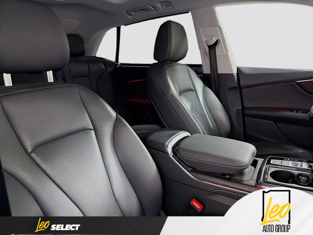 Used 2023 Audi Q8 Premium Plus image 30