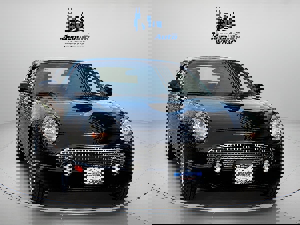 Used 2002 Ford Thunderbird Deluxe image 2