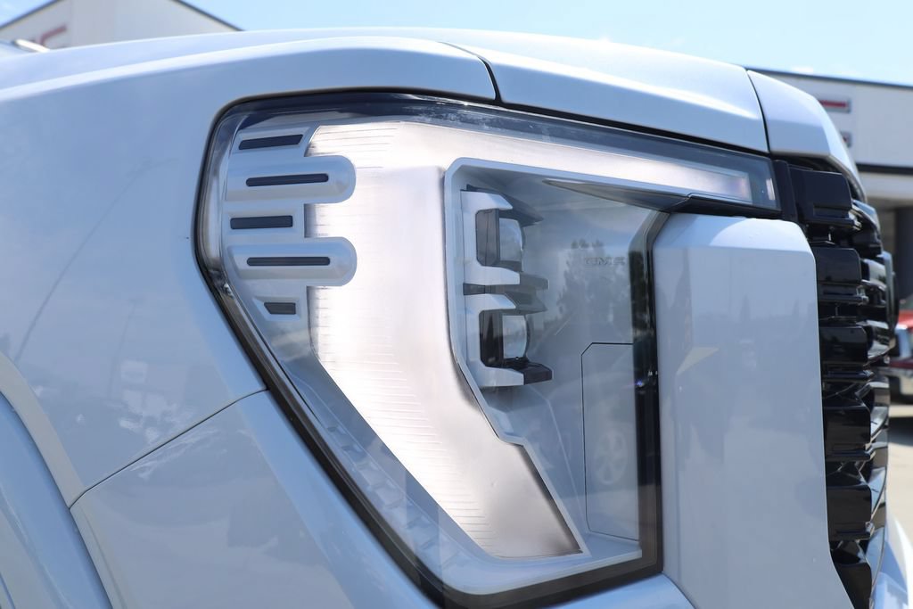 Used 2026 GMC Sierra 3500 Denali Ultimate AWD/4WD image 25