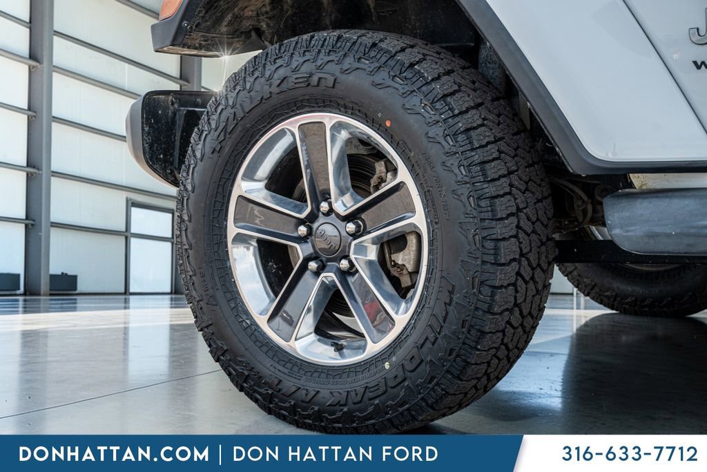 Used 2019 Jeep Wrangler Unlimited Sahara image 38