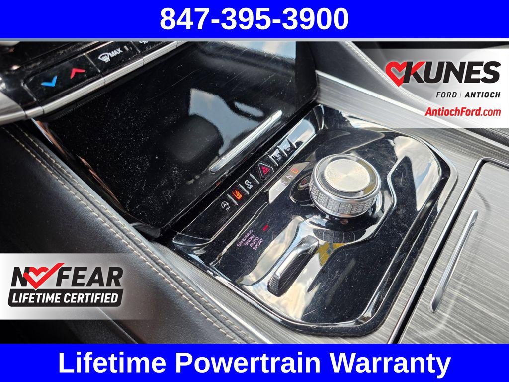 Used 2024 Jeep Wagoneer L Series II w/ Flexible Seating Group AWD/4WD image 53
