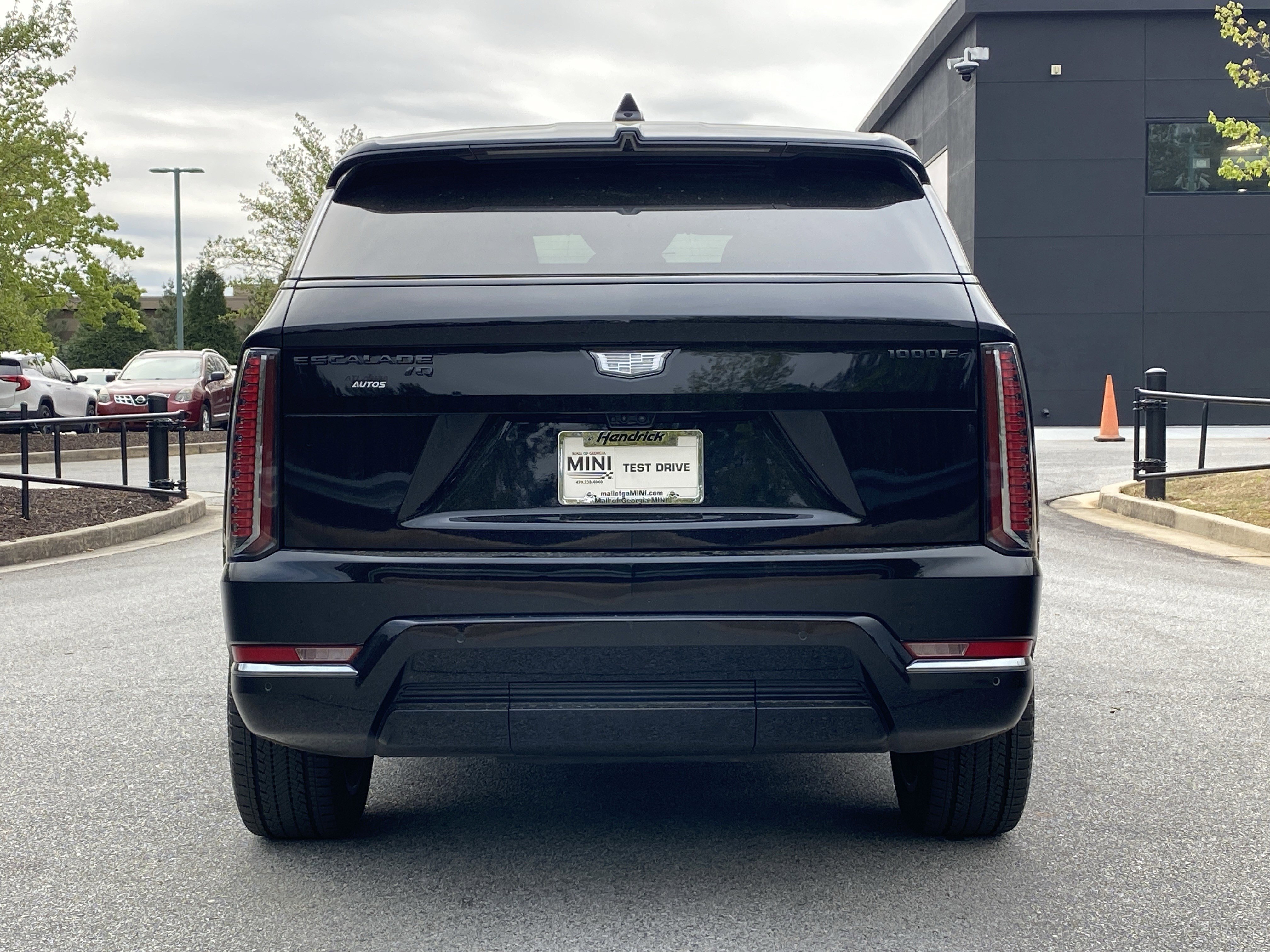 Used 2025 Cadillac Escalade IQ Sport 2 image 17