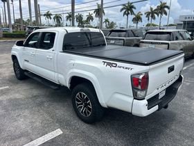 Used 2022 Toyota Tacoma TRD Sport w/ Technology Package RWD image 5