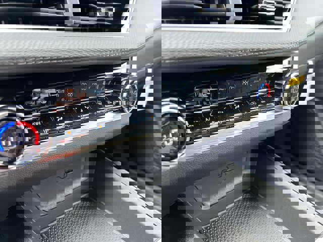 New 2026 Chevrolet Equinox LT w/ Convenience Package II image 11