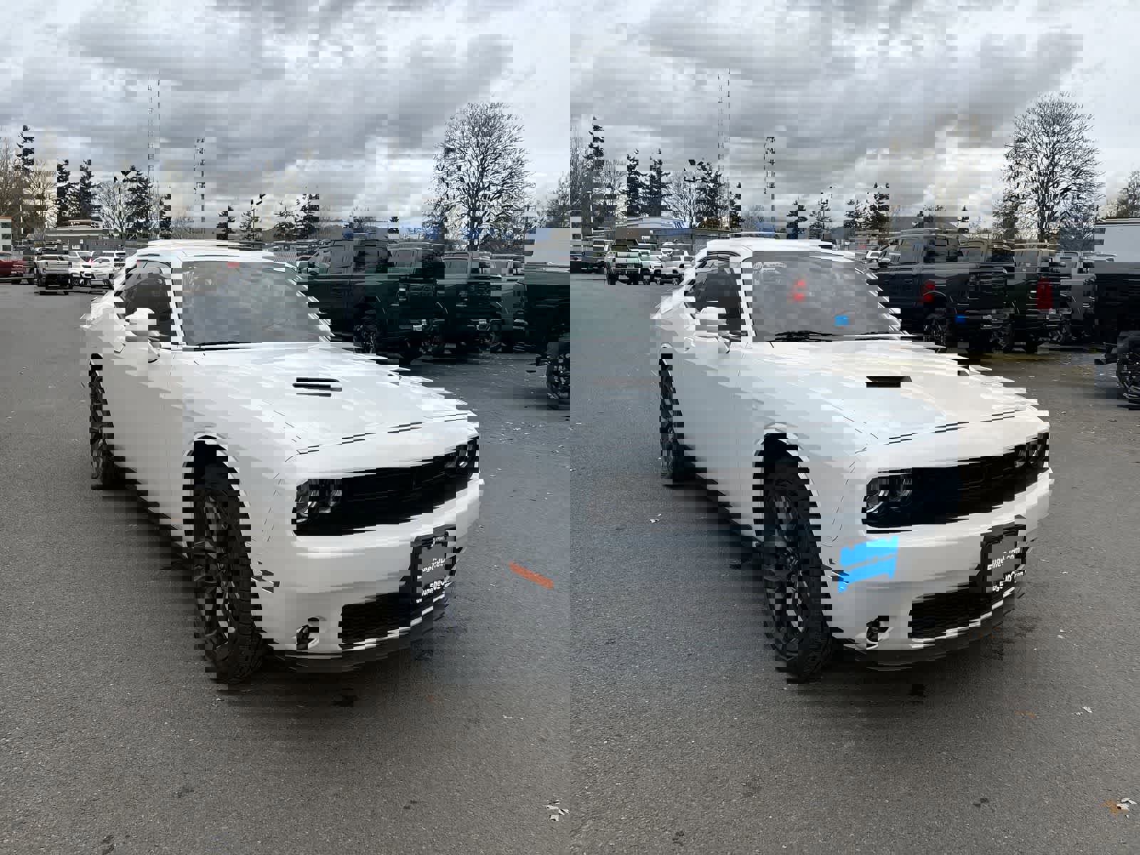 Used 2023 Dodge Challenger SXT w/ Plus Package image 5