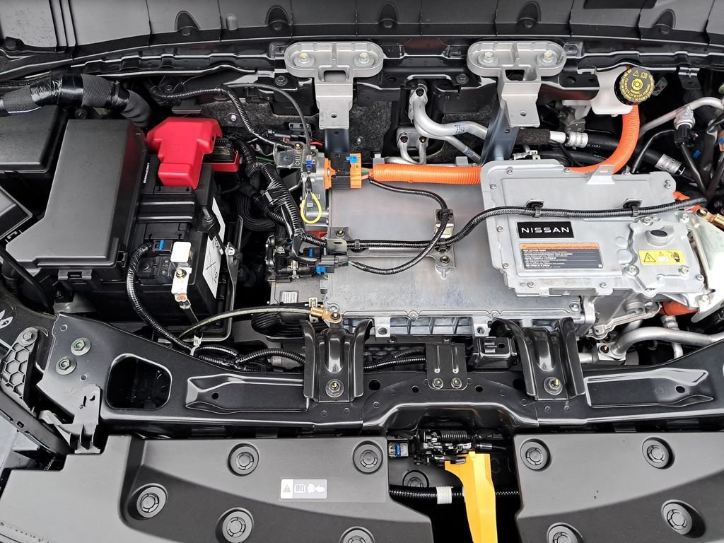 New 2026 Nissan Leaf SV+ w/ Floor Mat Package (SV+) FWD image 23
