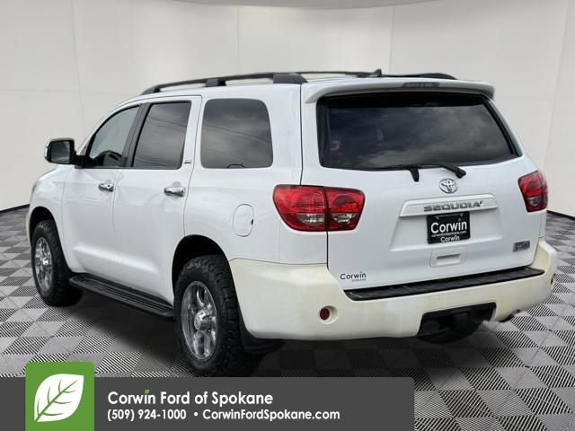 Used 2016 Toyota Sequoia SR5 AWD/4WD image 14