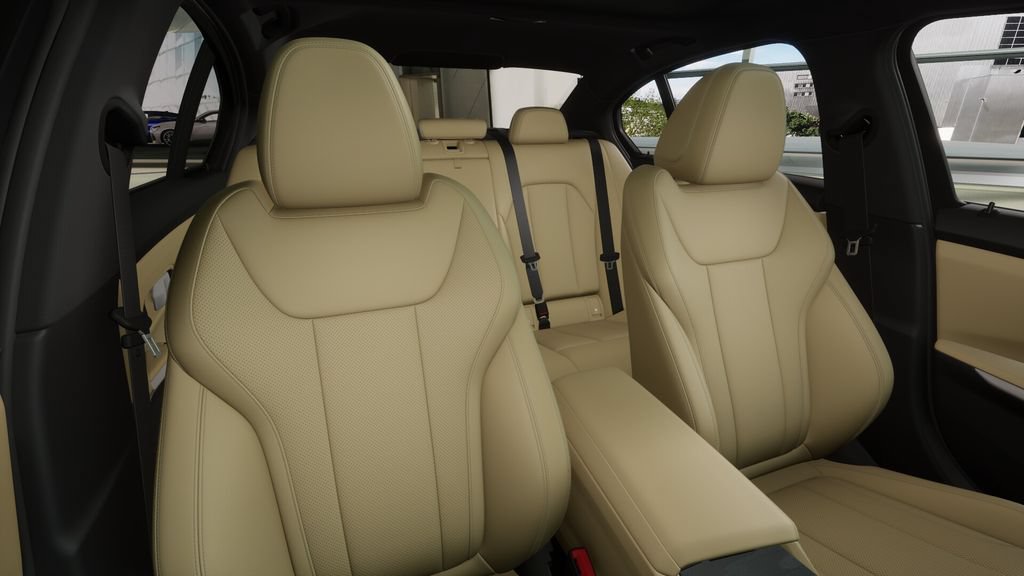 Used 2026 BMW 330i Sedan RWD image 38