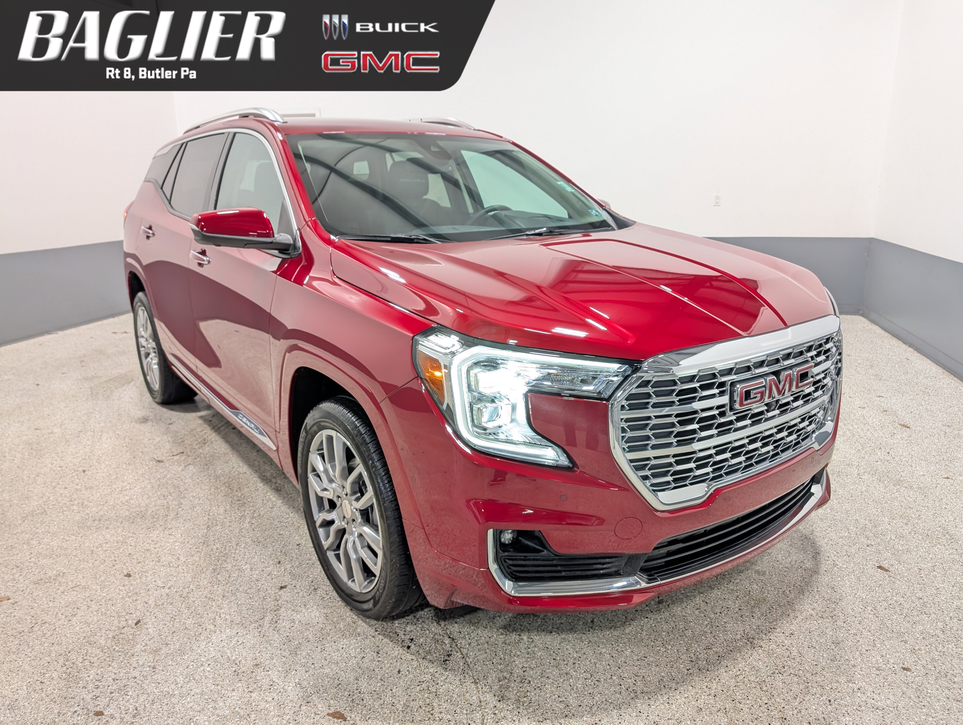Used 2022 GMC Terrain Denali w/ Denali Premium Package