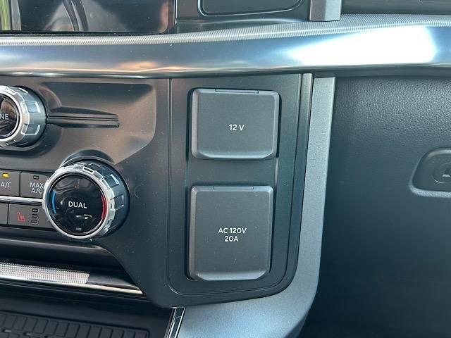 New 2025 Ford F150 Lariat w/ Equipment Group 502A High image 31