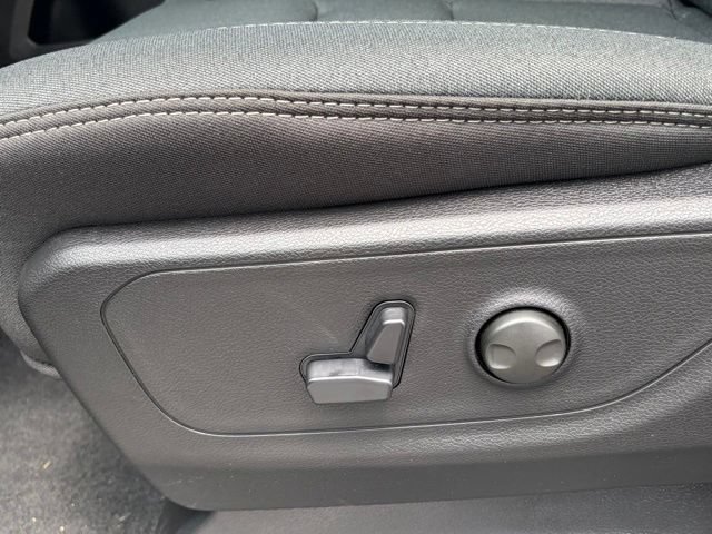 New 2026 RAM 1500 Big Horn AWD/4WD image 16
