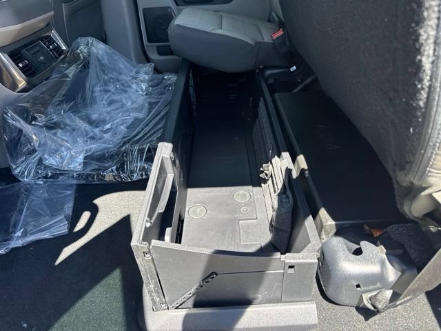 New 2026 Ford F250 Platinum w/ Platinum Plus Package AWD/4WD image 11