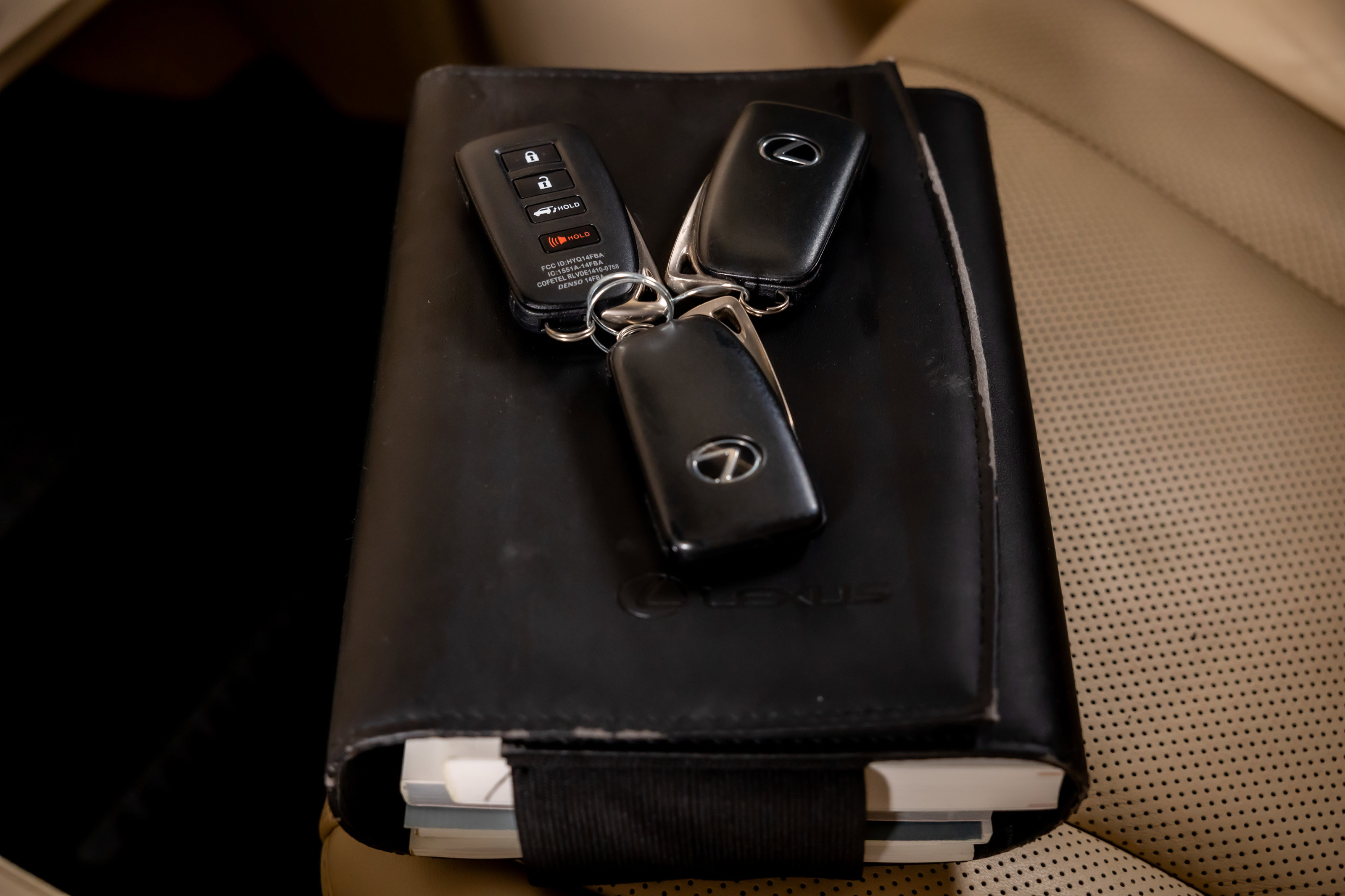 Used 2017 Lexus LX 570 4WD w/ Luxury Package image 34