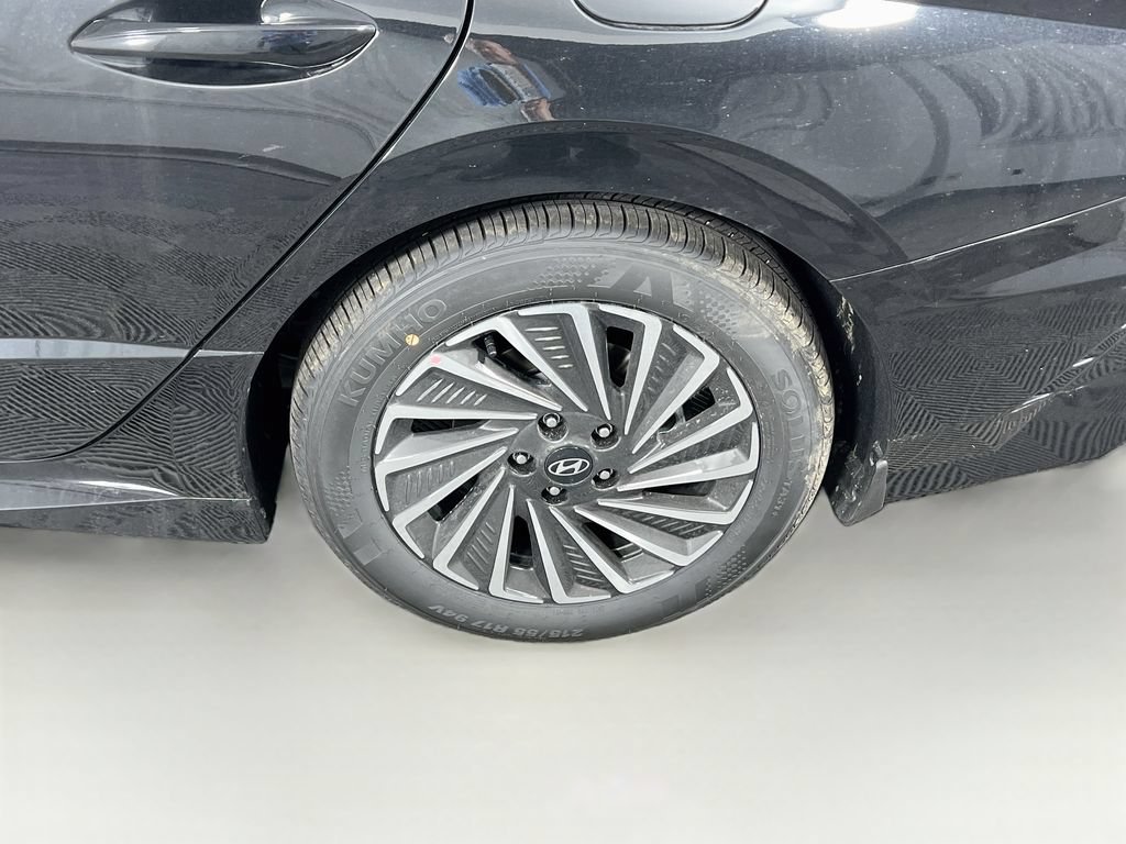 New 2026 Hyundai Sonata Limited FWD image 27